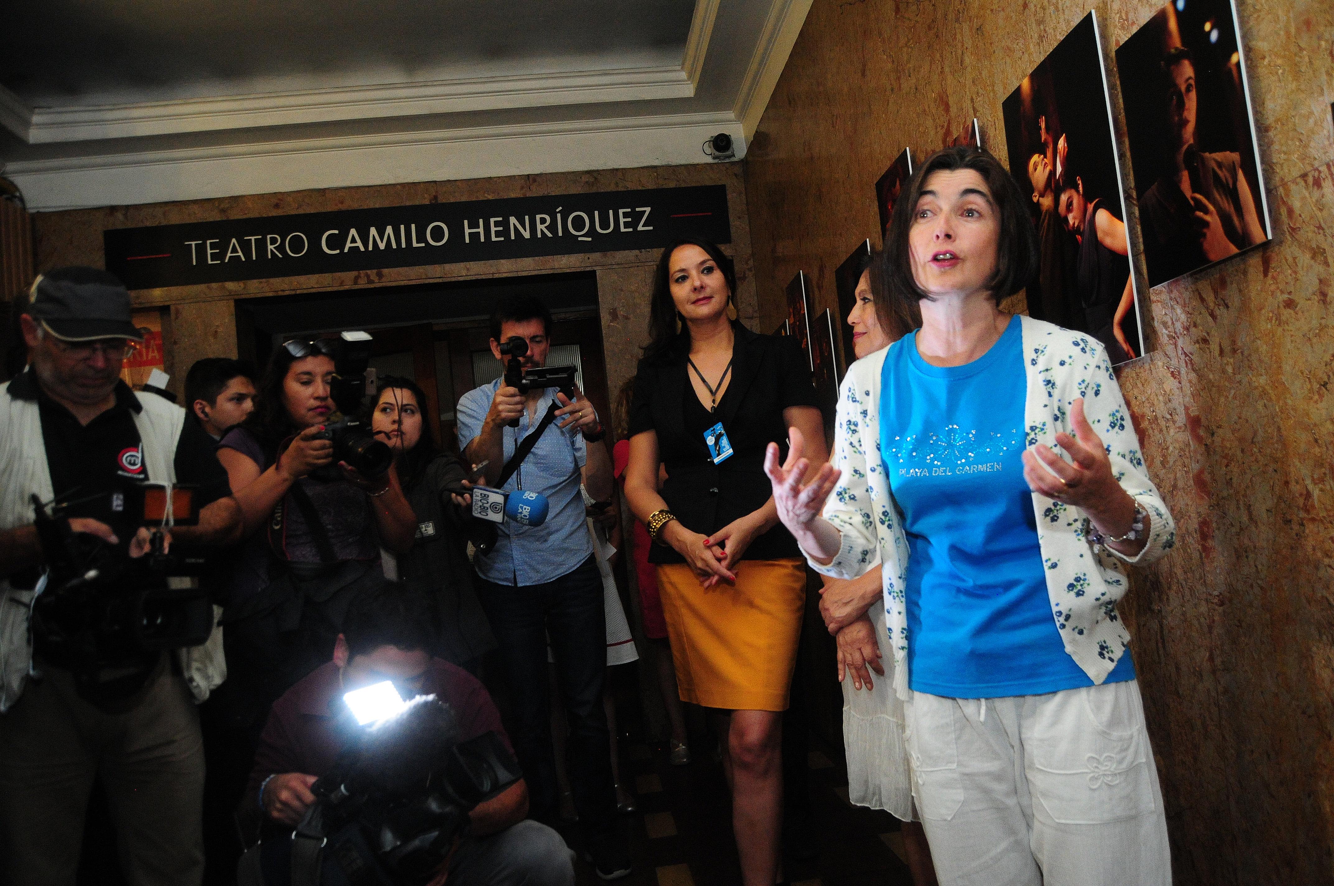 Con un recorrido por el teatro Camilo Henriquez se da inicio a Teatro a Mil